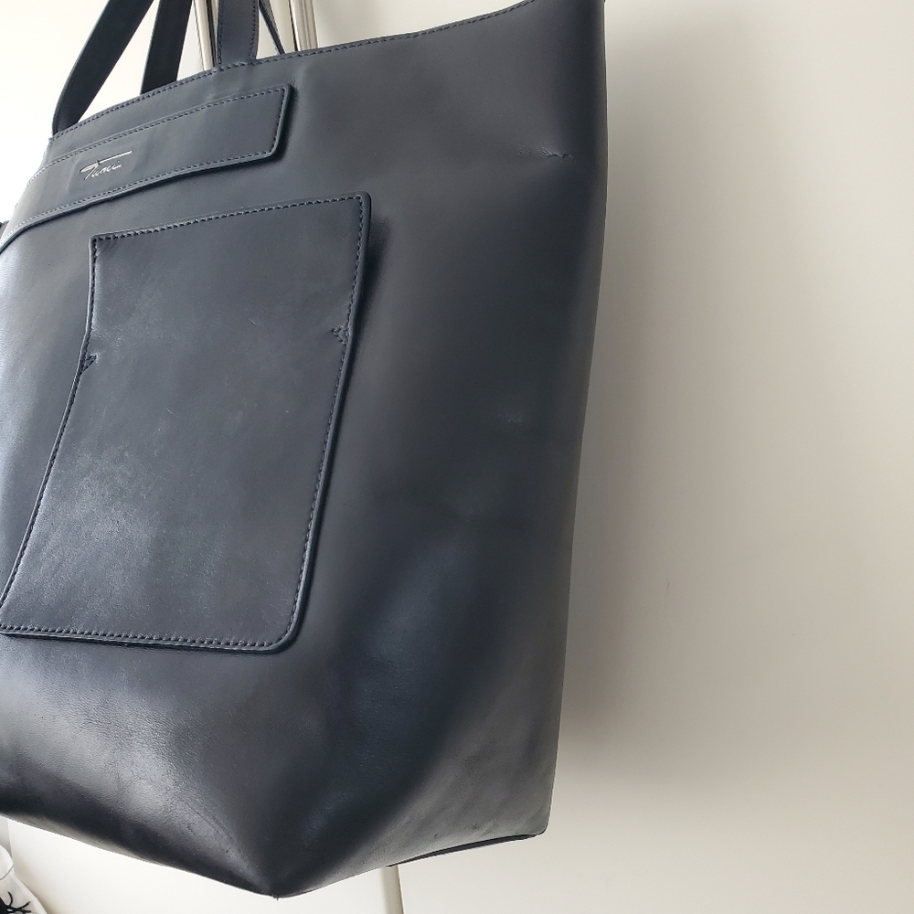 Tumi "Boulevard" Large Structured Black Leather T… - image 4